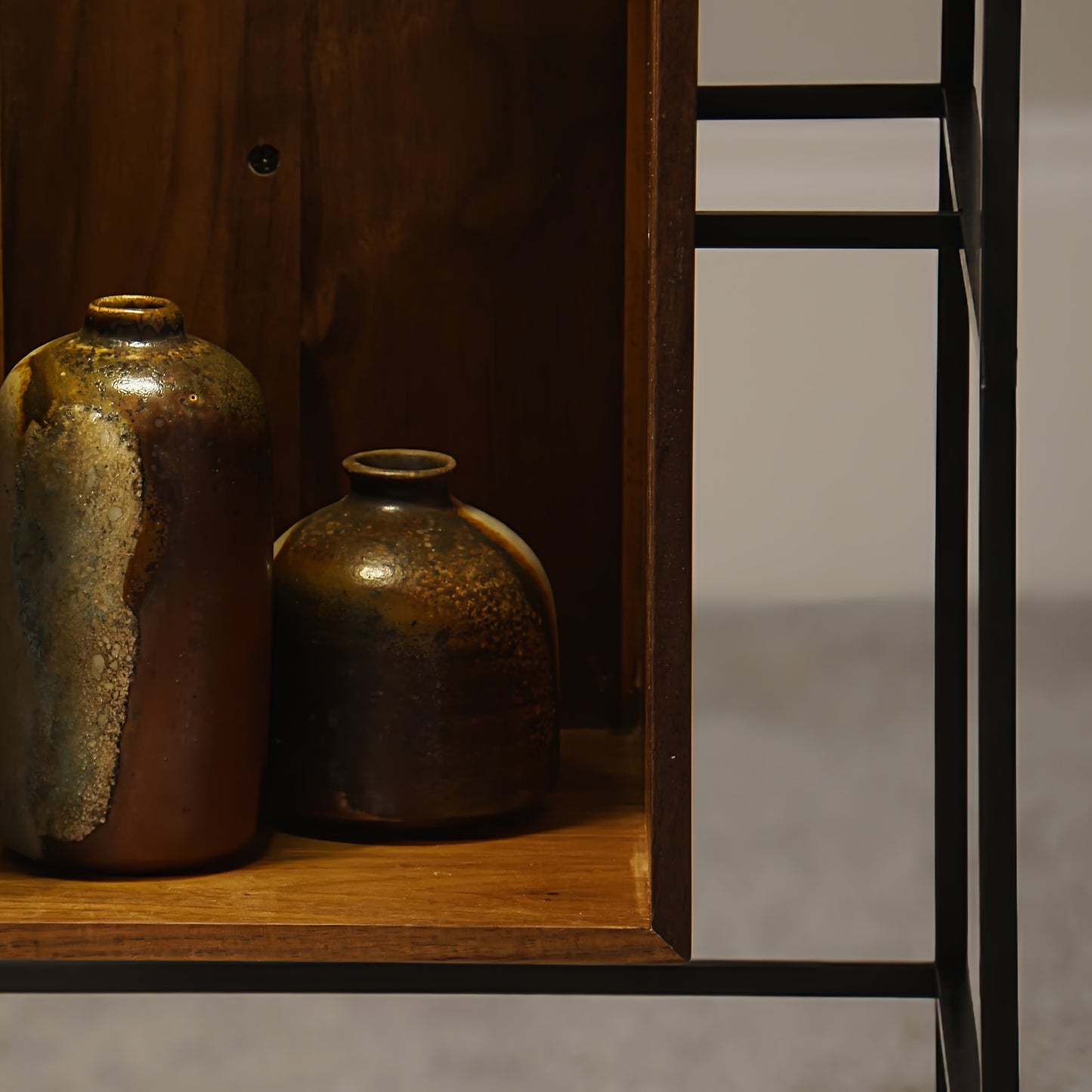 RELIQ - Freestanding Display Cabinet