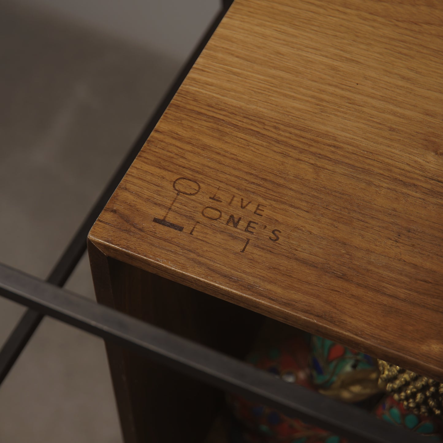 RELIQ - Freestanding Display Cabinet