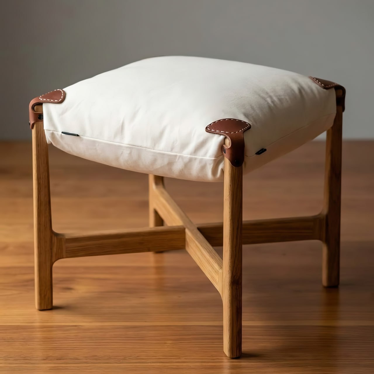 LORNE footstool image 11